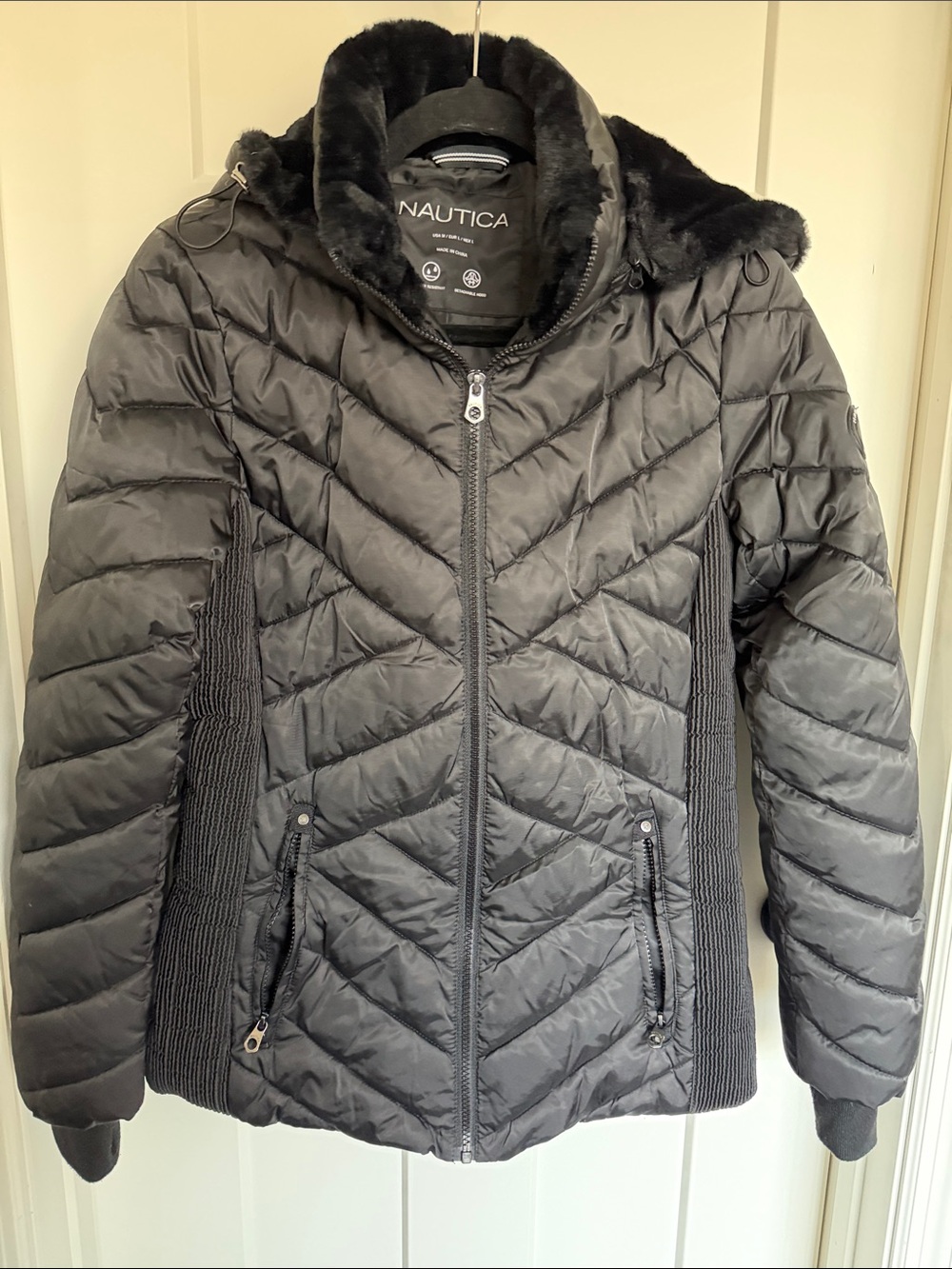 Nautica Women's Black Quilted Chevron Puffer Jacket with Faux-Fur Trim